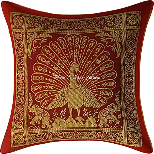 Funda Stylo Culture roja y dorada de pavo real · 30 × 30 cm