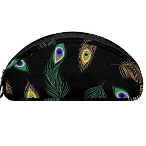 Estuche semicircular negro con plumas verdes y doradas