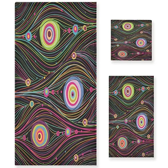 Juego de tres toallas Vnurnrn con ocelos multicolor
